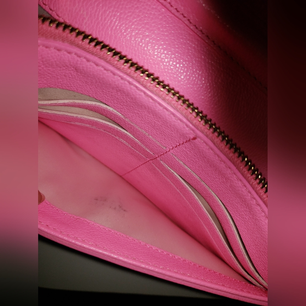 Versace Grained Calfskin Palazzo Chain Bag Crossbody  Shoulder  Pink Barbie - Picture 13 of 17